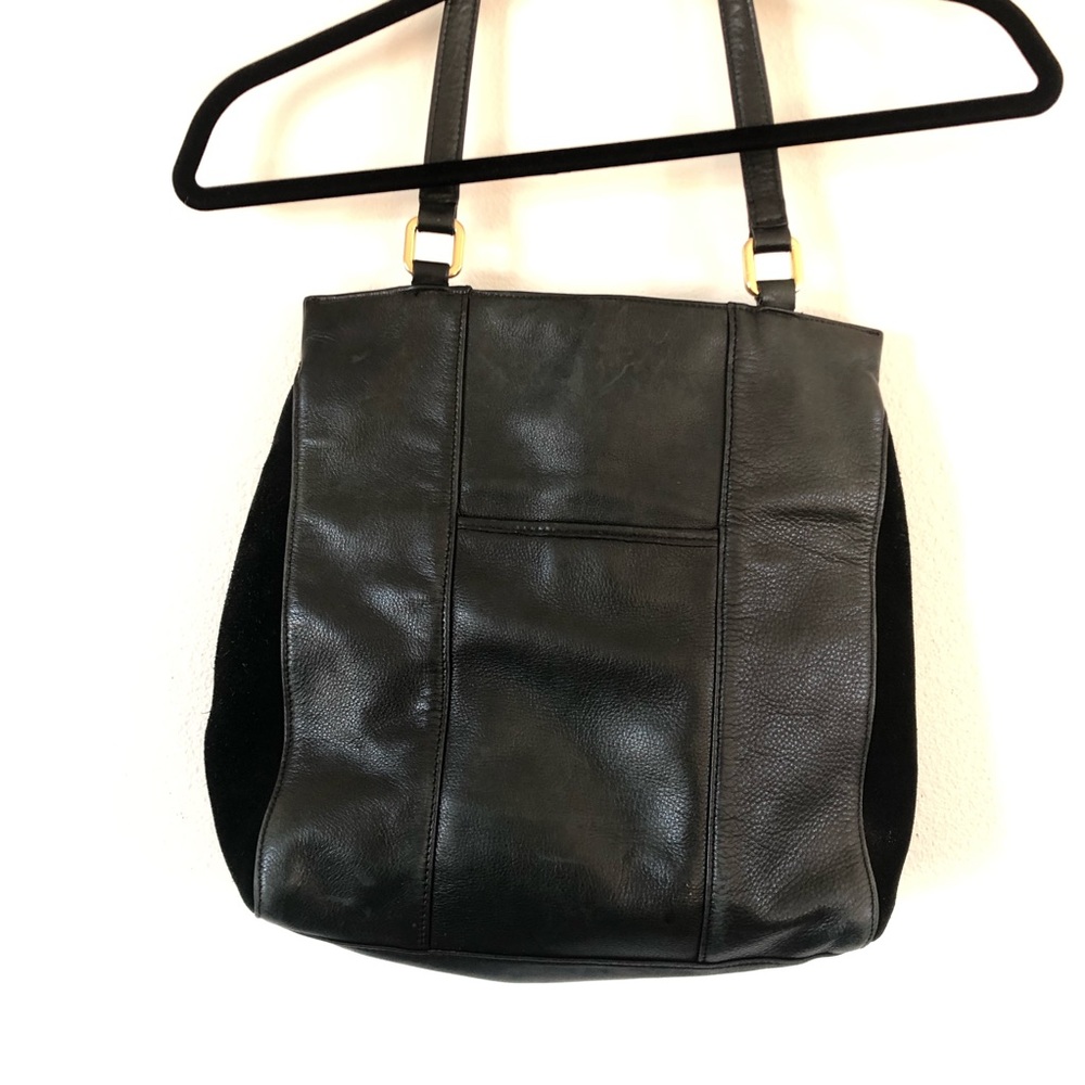Margot black leather and suede shoulder bag with tassel and gold hardware - Picture 8 of 14